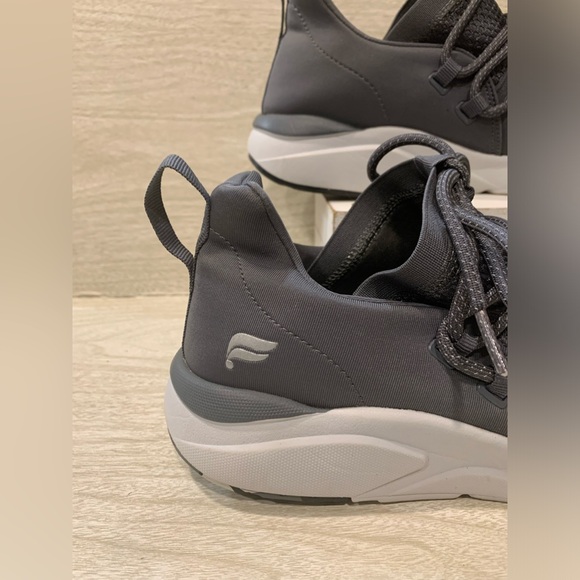 Fabletics Zumo Sneakers - Picture 7 of 12